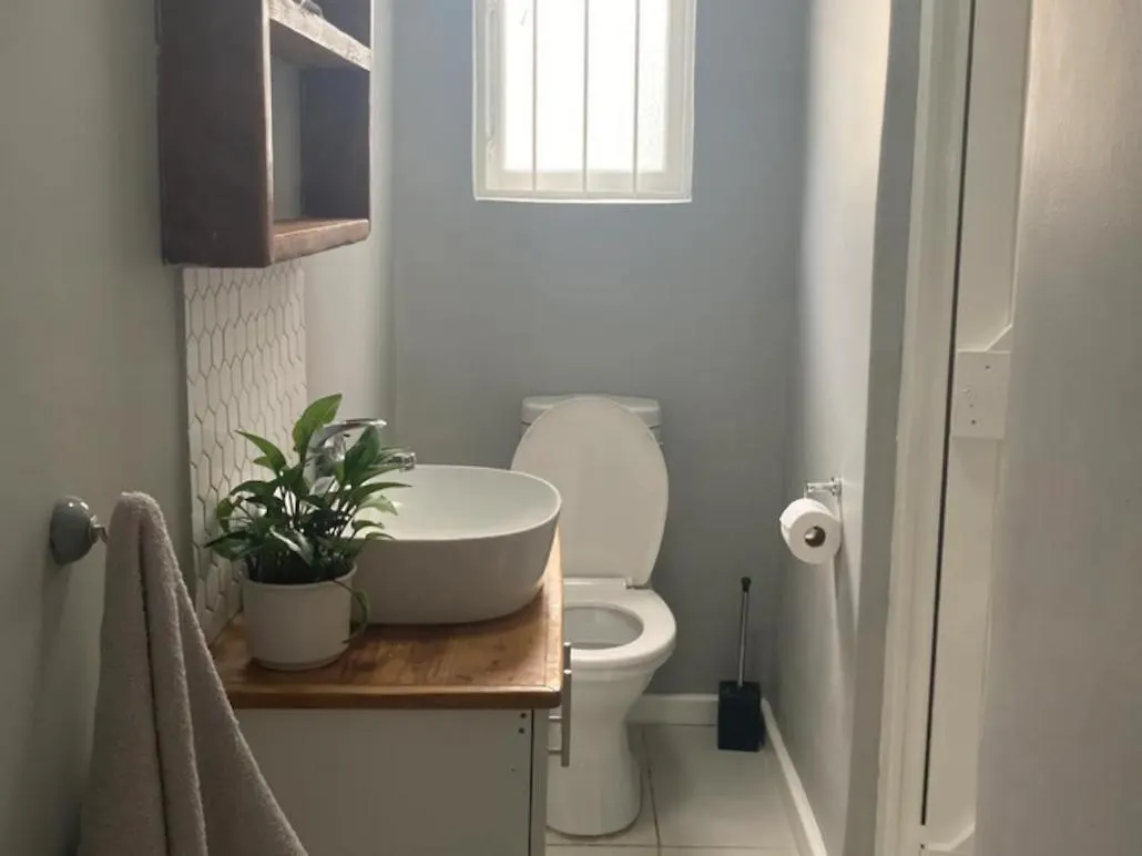 Apartment Tranquil Garden Cottage Cape Town