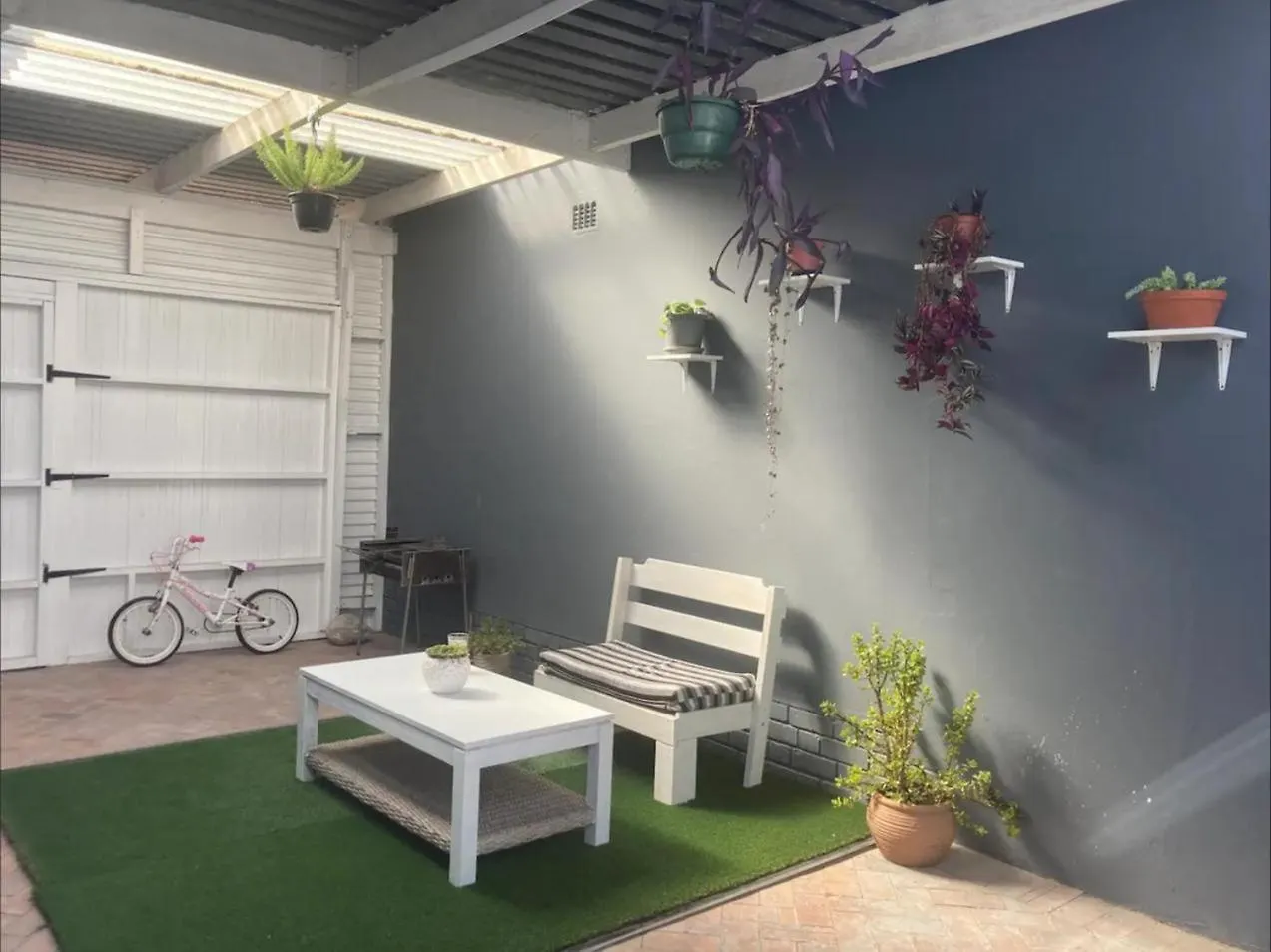Tranquil Garden Cottage Cape Town